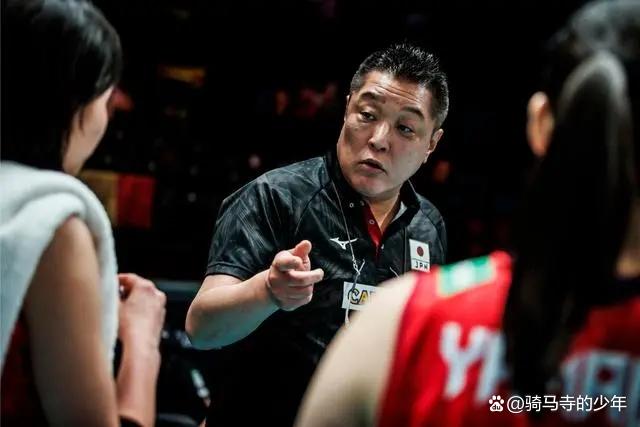 九游网页版登录入口-英超赛程吃紧;金州勇士冲刺阶段更衣室发声;压力陡增;心理建设被强调的简单介绍