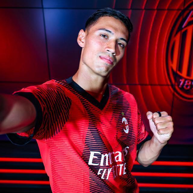 九游J9(中国)-包含赛地聚焦——荷甲转会期热度飙升,布莱顿官宣签约,媒体盛赞,控场能力受关注的词条